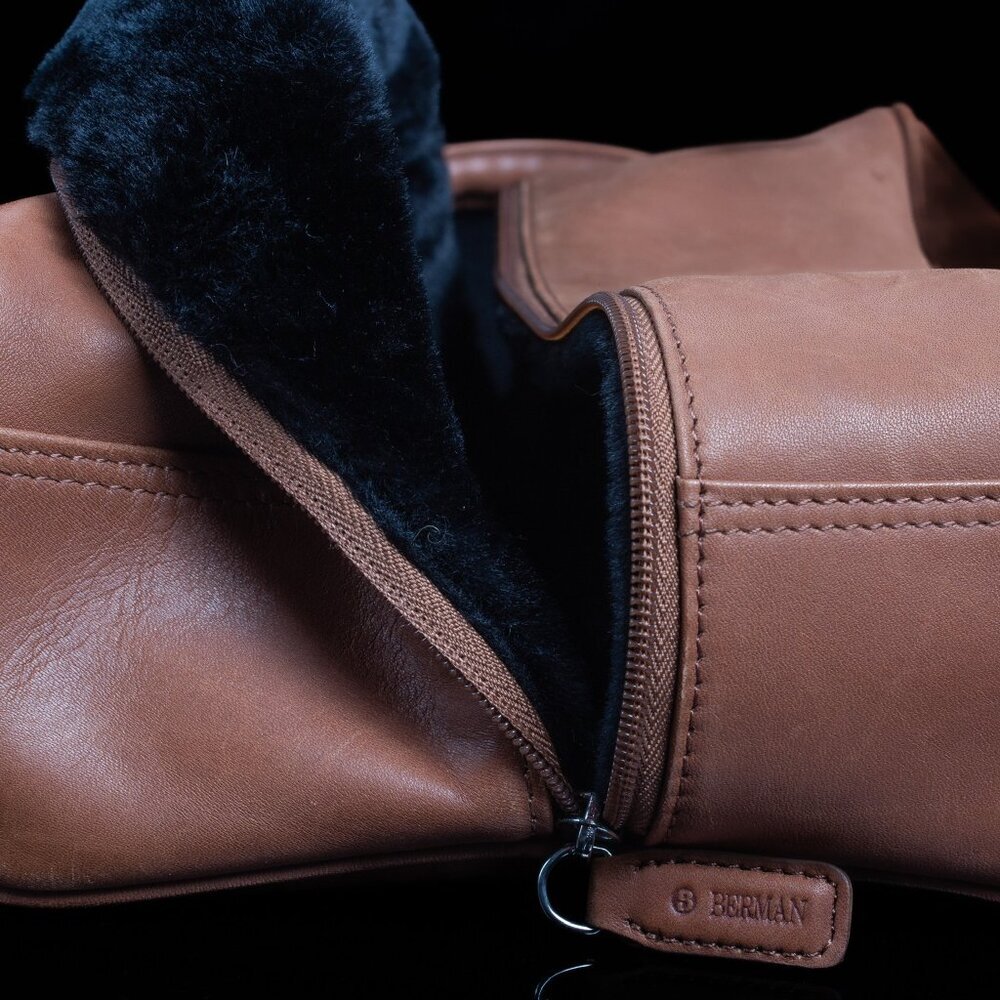 Berman Genuine Leather Wine Carrier Bag Faux Fur Lined | For Two Bottles - Picture 5 of 10
